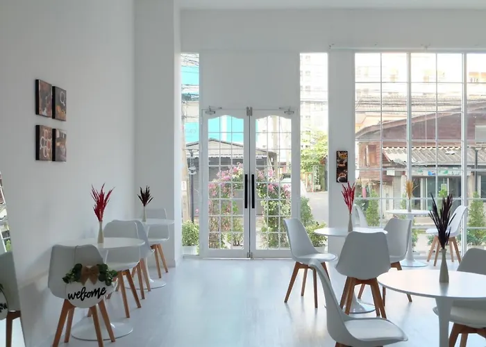 Grannylla Ramkhamhaeng Bangkok